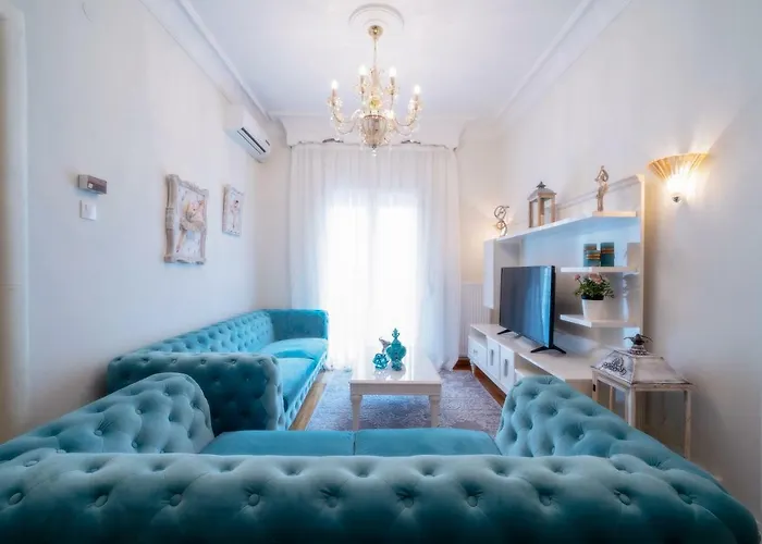 Acropolis Deluxe Apt.
