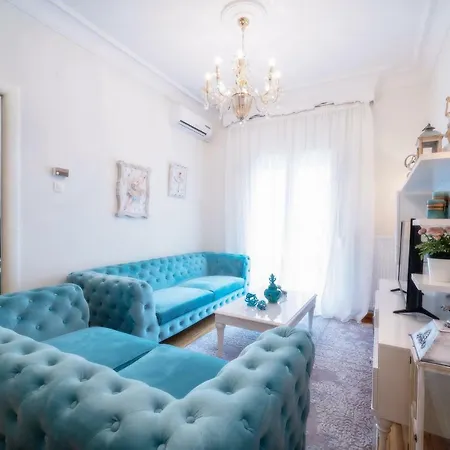 Acropolis Deluxe Apt. *